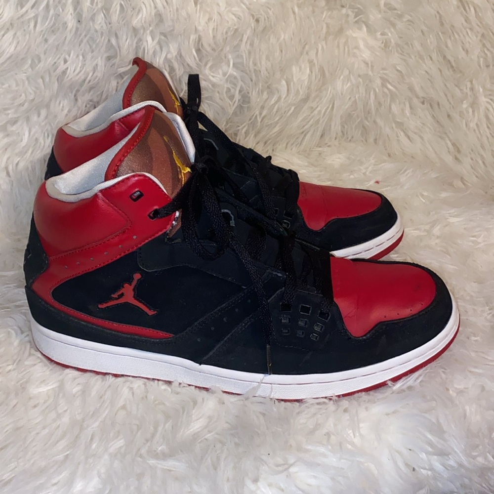 Air Jordan Retro High Black Red  FLIGHT 2
Bred 2009 Sneakers